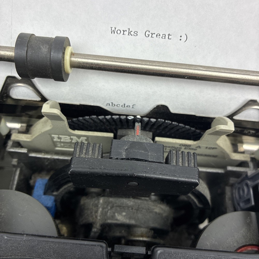 IBM Wheelwriter 1000 by Lexmark Electronic Typewriter TESTED & WORKING