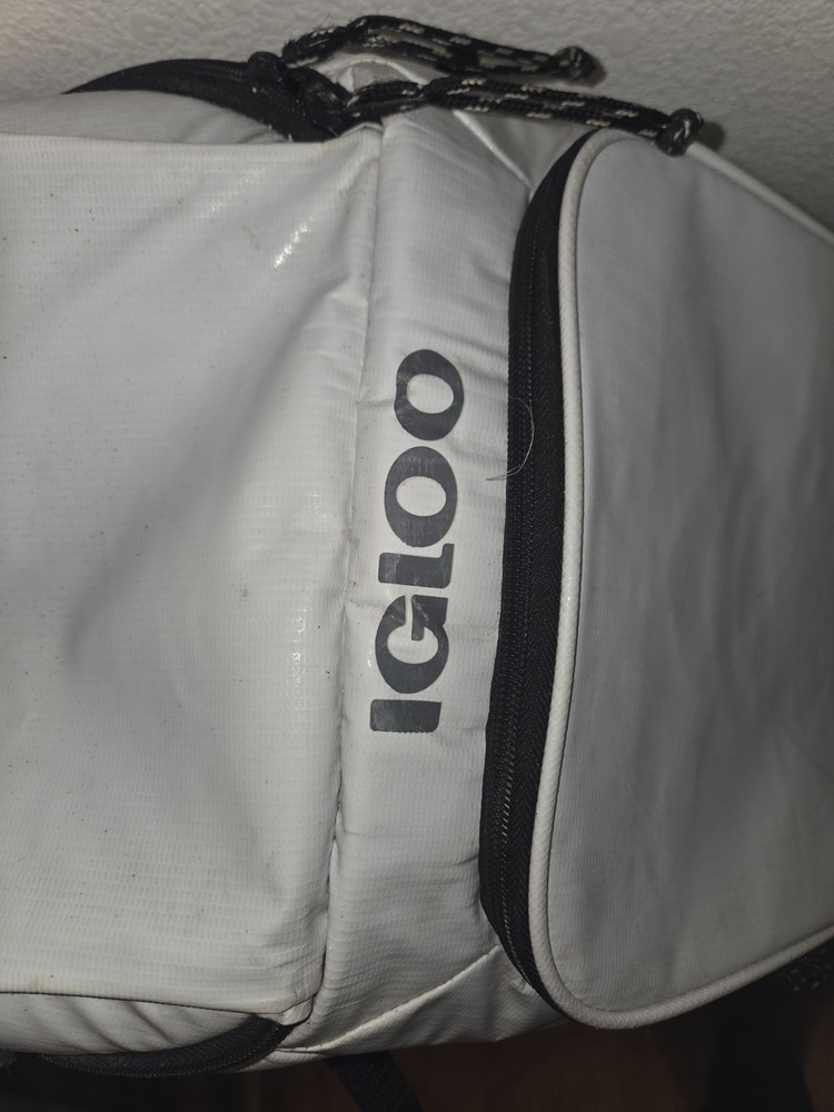 Ballistics Igloo Marine 32 Can Cooler Backpack