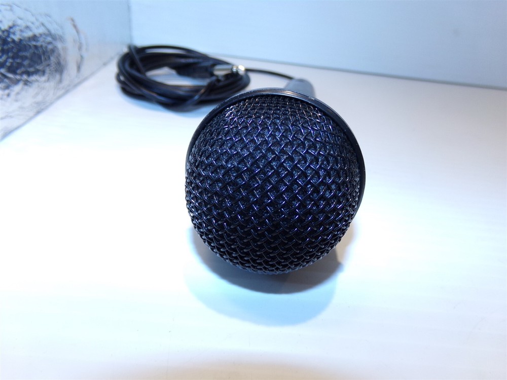Ion Wired Karaoke Microphone NICE