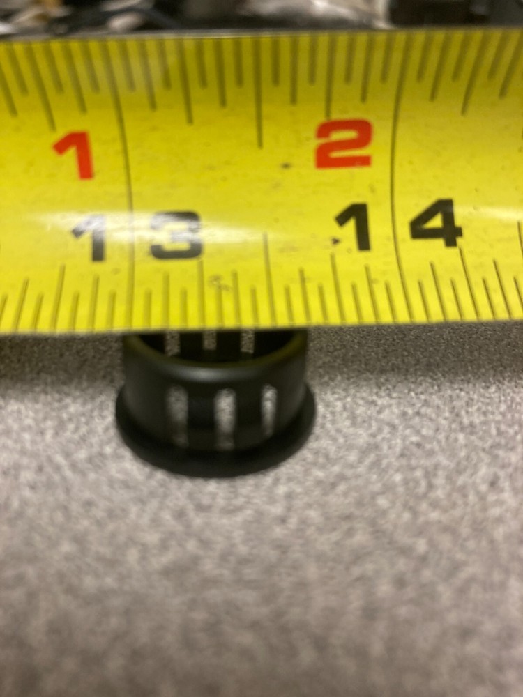 30 ea 5/8" OD Snap-in Panel Bushings Nylon PGSB-21