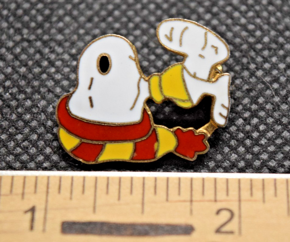 Hat Yellow Red Snoopy Ski Lapel Pin