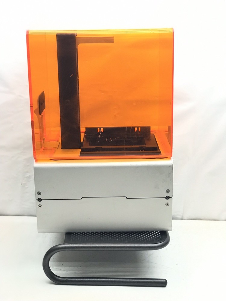 Formlabs Form 1+ 3D Printer
