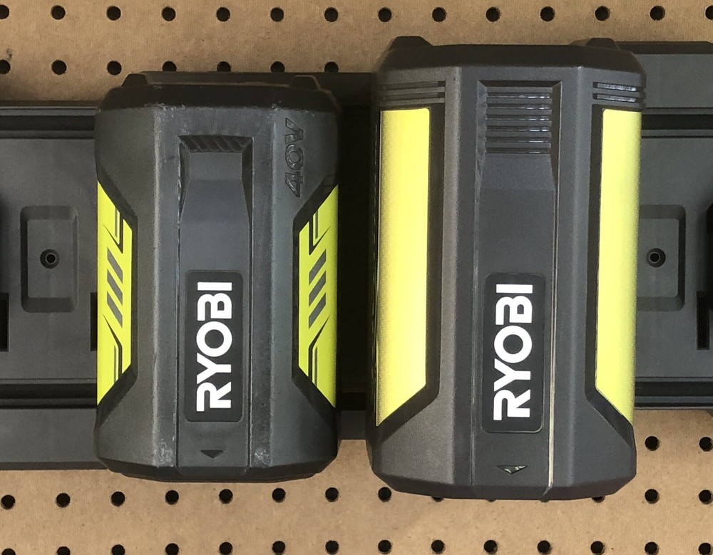 Double 40-volt BATTERY HOLDER for Ryobi Link system Garage Organizer