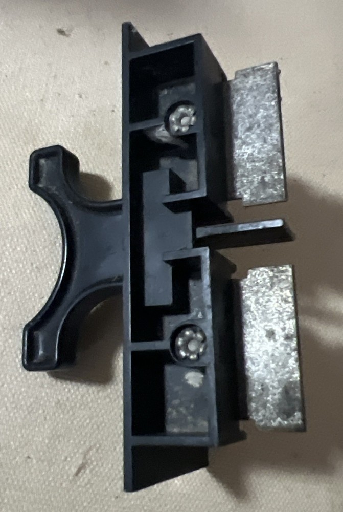 Pullout for A/C Disconnect