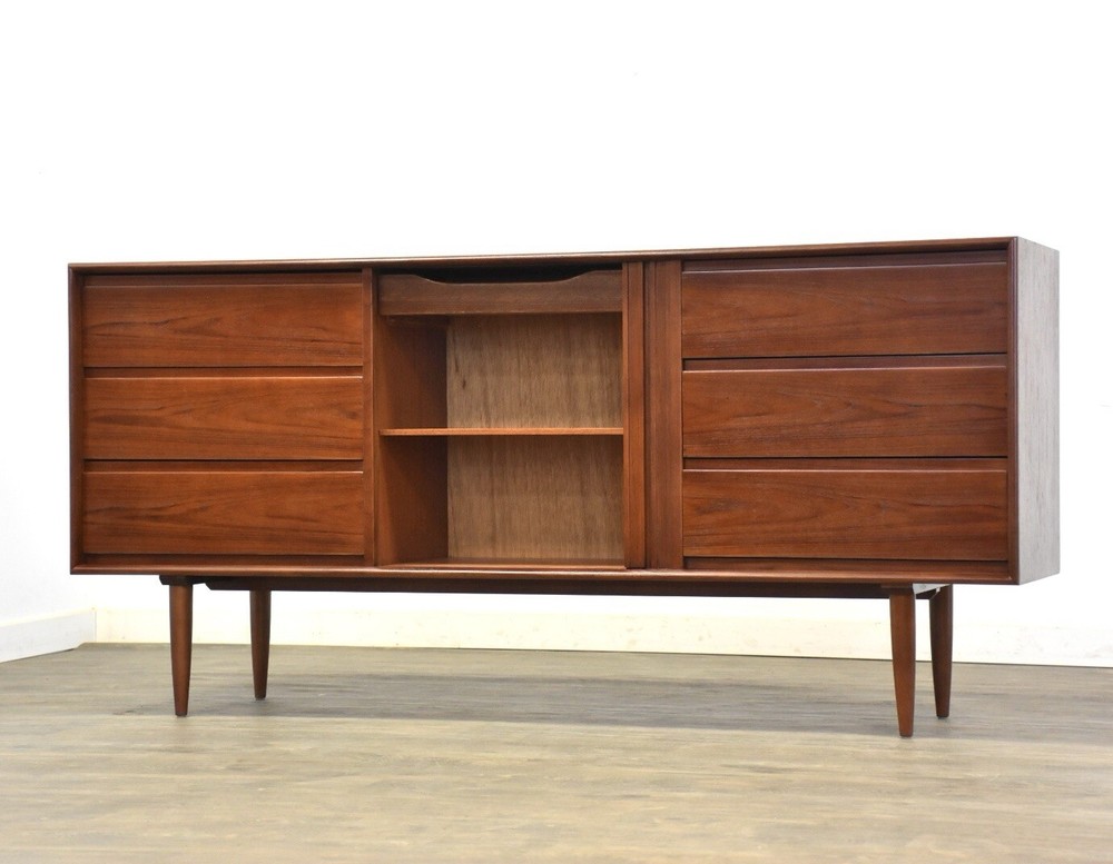Danish Modern Teak Sideboard Credenza Mid Century