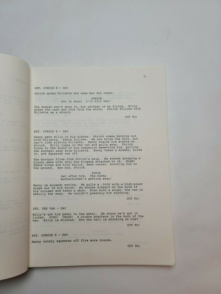 DEAD RUN / Doug MacHugh & Robert Winley 1990 Unproduced Movie Script Screenplay