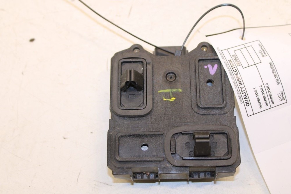 2020-2022 Ford Escape SEL Rear Left Blind Spot Detection Radar Sensor Module