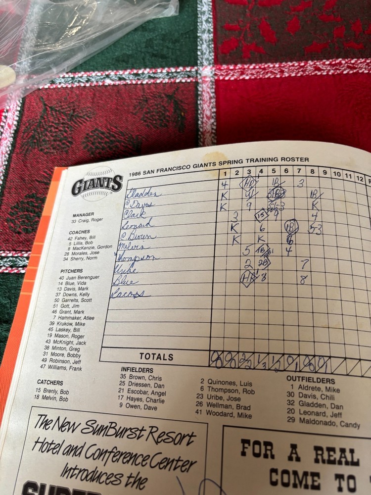 1986 Giants Spring Program vs Cubs- scored (Giant Will Clark autograph cover)