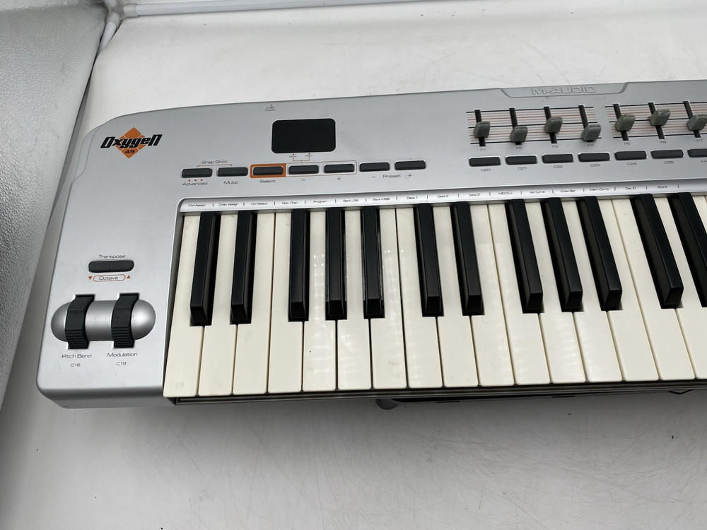M-Audio Oxygen 49 MIDI Controller Keyboard