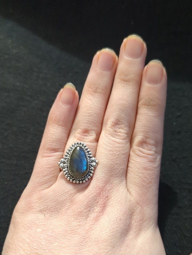 Silver Plated Grey Labradorite Gemstone Teardrop Statement Ring - size 7