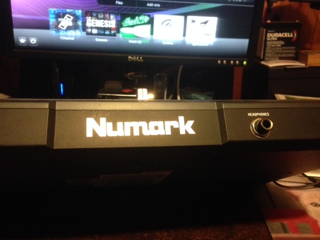NUMARK IDJ3 DJ Controller excellent condition tested and working