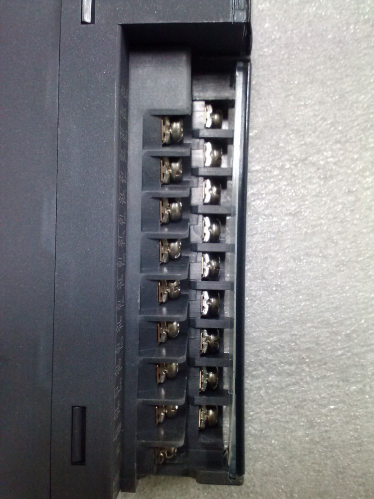 MITSUBISHI QX40 INPUT UNIT, MELSEC-Q, USED