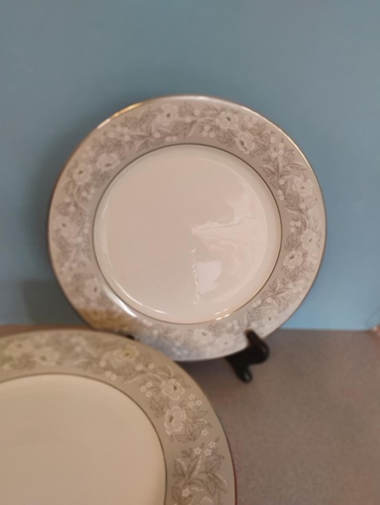 Vintage Noritake Graycrest Pattern Dinner Plates, set of 12