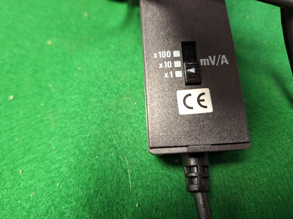 Tektronix A621 1000 Amp AC Current Probe - includes case and instructions