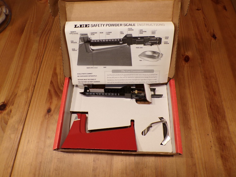 Lee Safety Powder Scale 90681