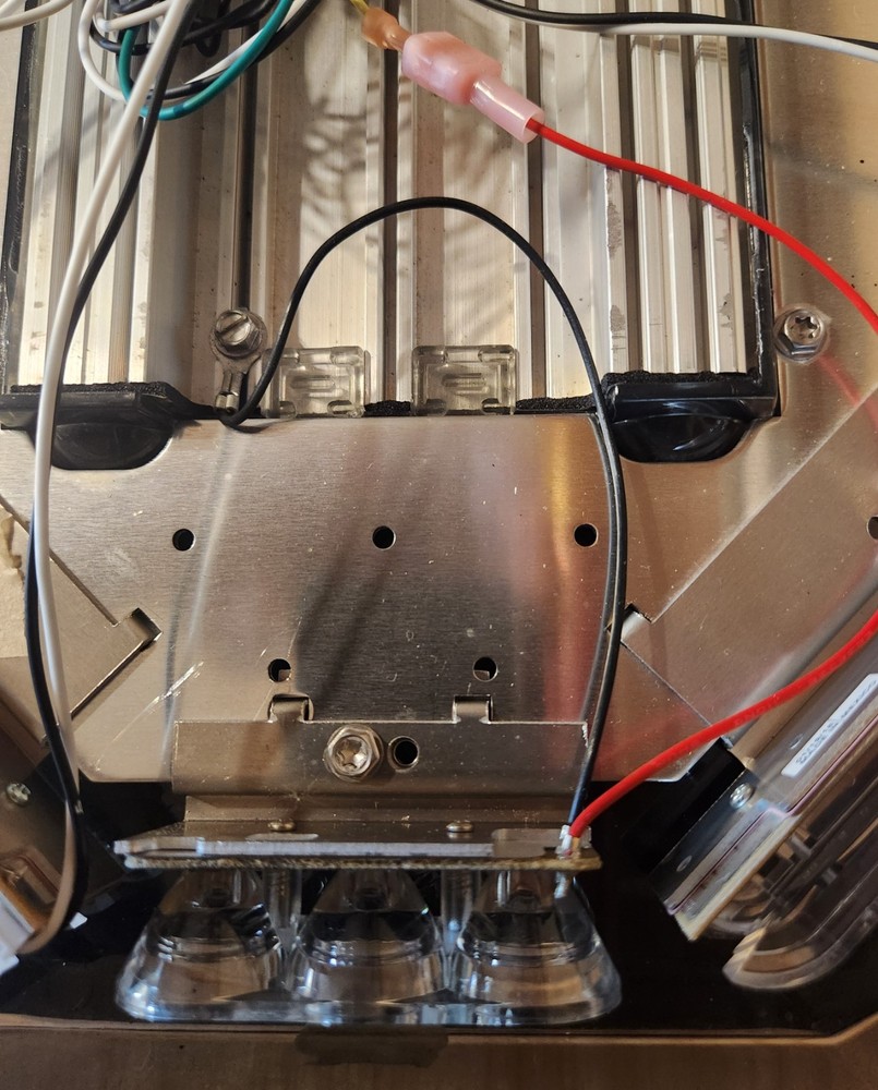 Code 3 21TR White LED Alley lights PAIR 2100