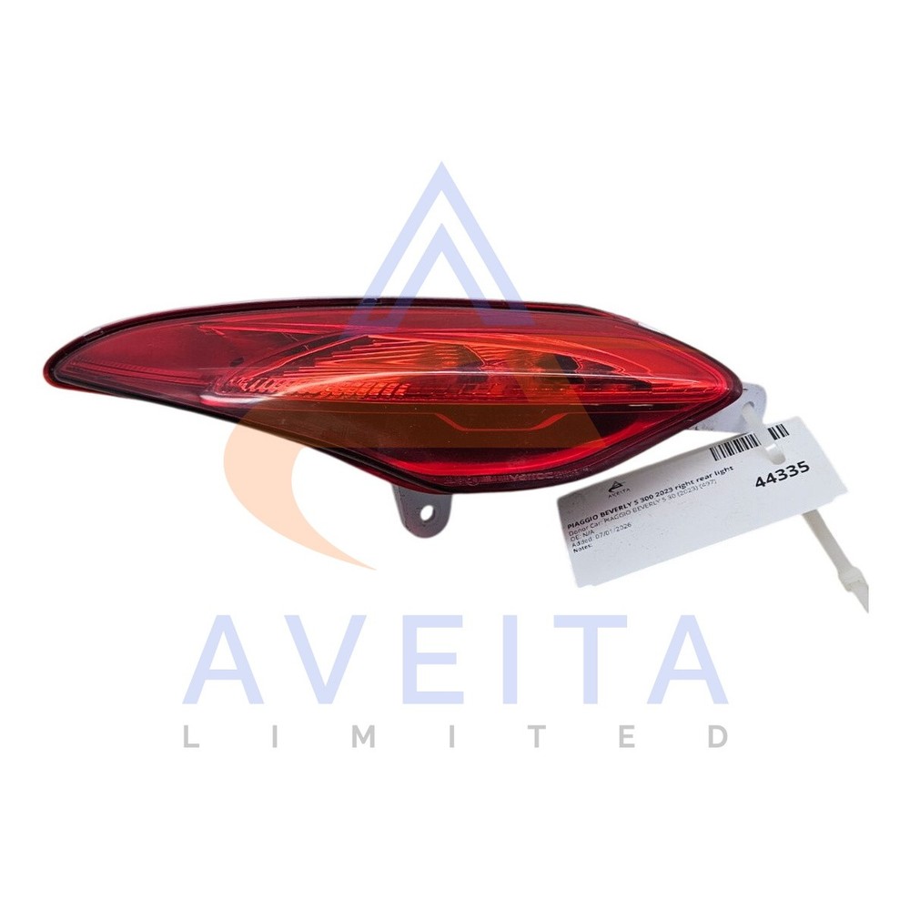 PIAGGIO BEVERLY S 300 2023 Right Rear Light
