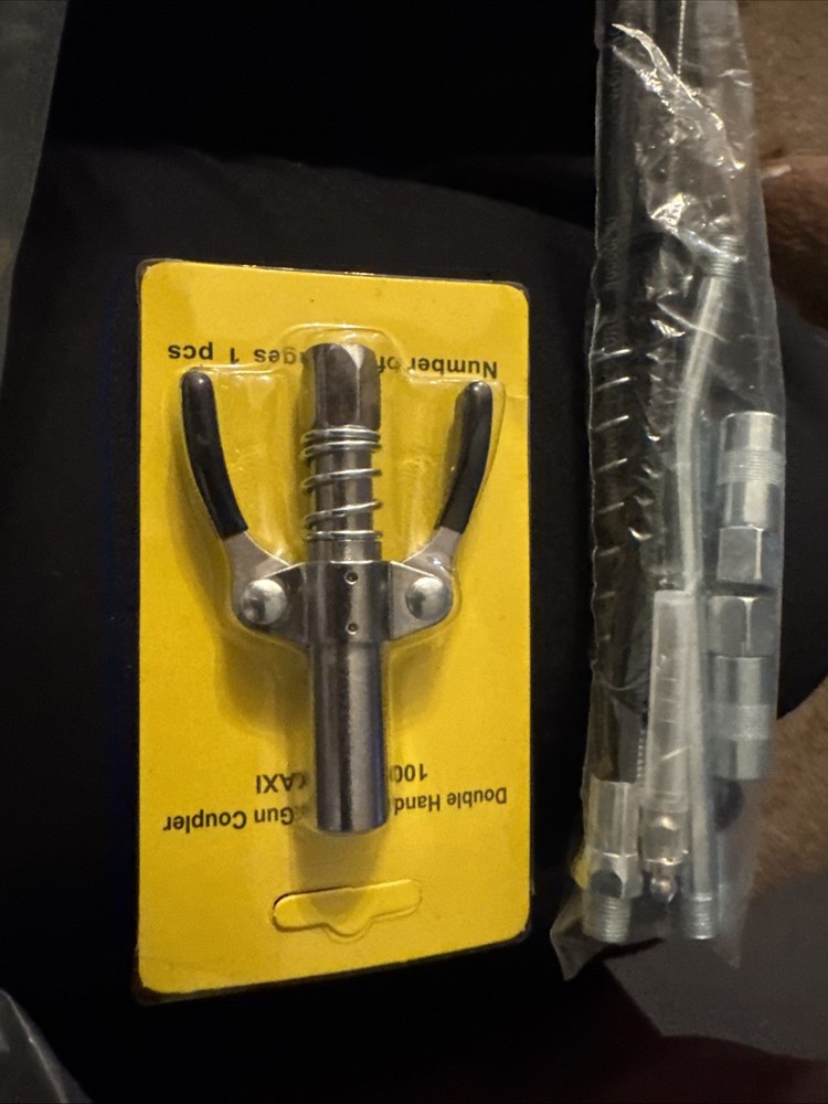 Brand New Yellow Grease Gun Kit