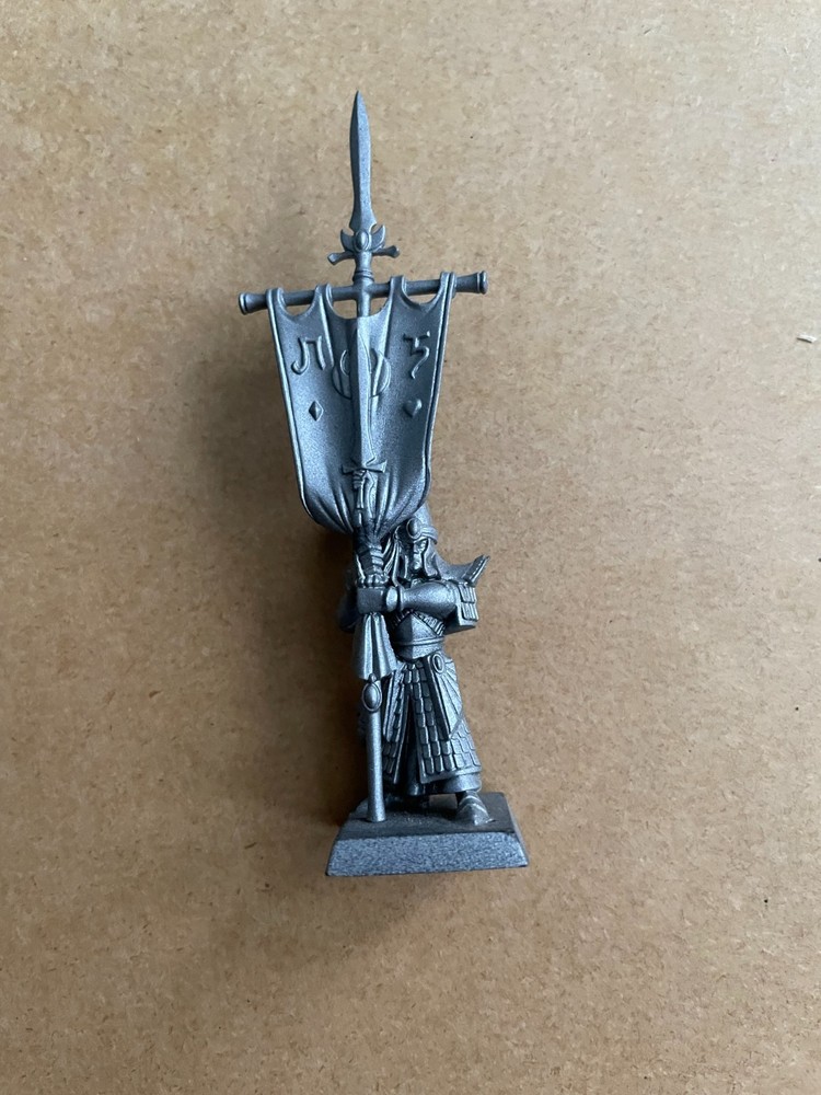 Warhammer High Elves Swordmaster banner command plastic