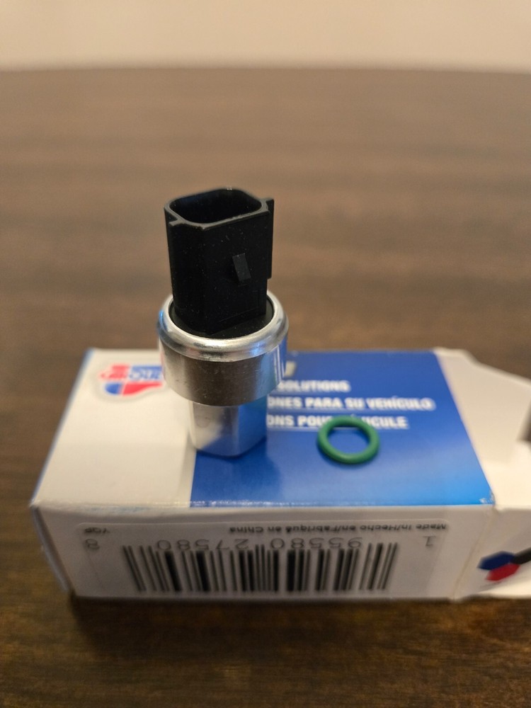 A/C Refrigerant Pressure Sensor Advance ACA2003