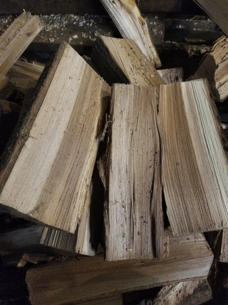 150 lbs Hickory BBQ, Grilling, Cooking, Smoking Chunks 6"-10"