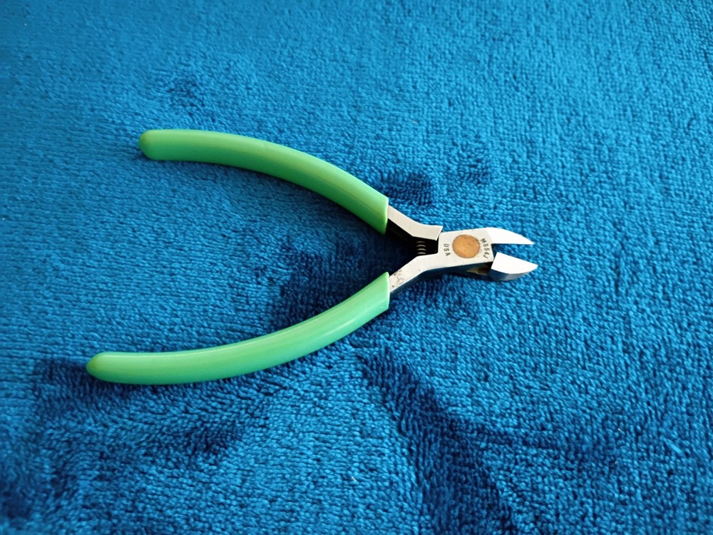 New XCELITE MS54J Diagonal Pliers USA.