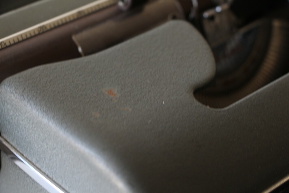 Olympia Typewriter ~ German Made ***** Working Condition *****