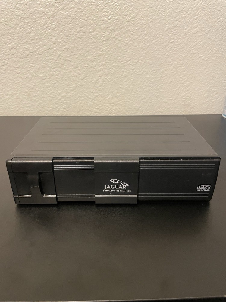 Jaguar Compact Disc Changer XJR