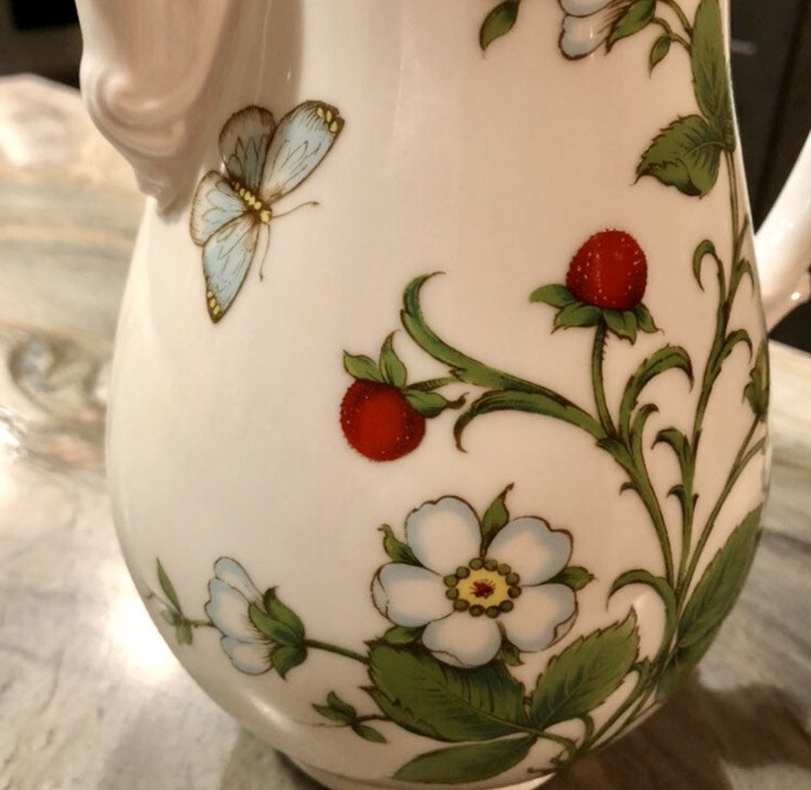 Schumann Wild Strawberry Coffee Pot
