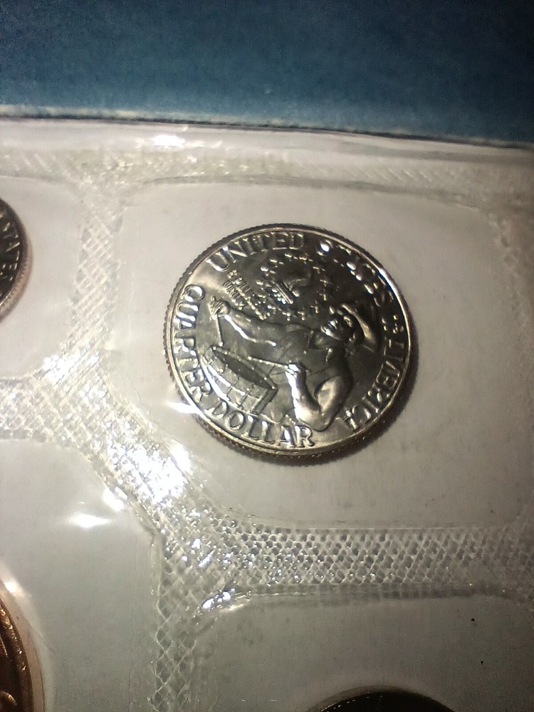 1976 DENVER SOUVENIR MINT SET !