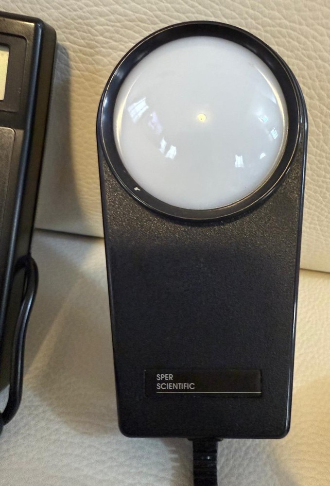 SPER Scientific 840021 Light Meter with Original Case **EXCELLENT SHAPE**