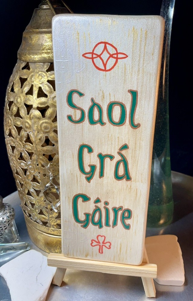 Wooden Handcrafted /Painted Message Board. Irish Theme