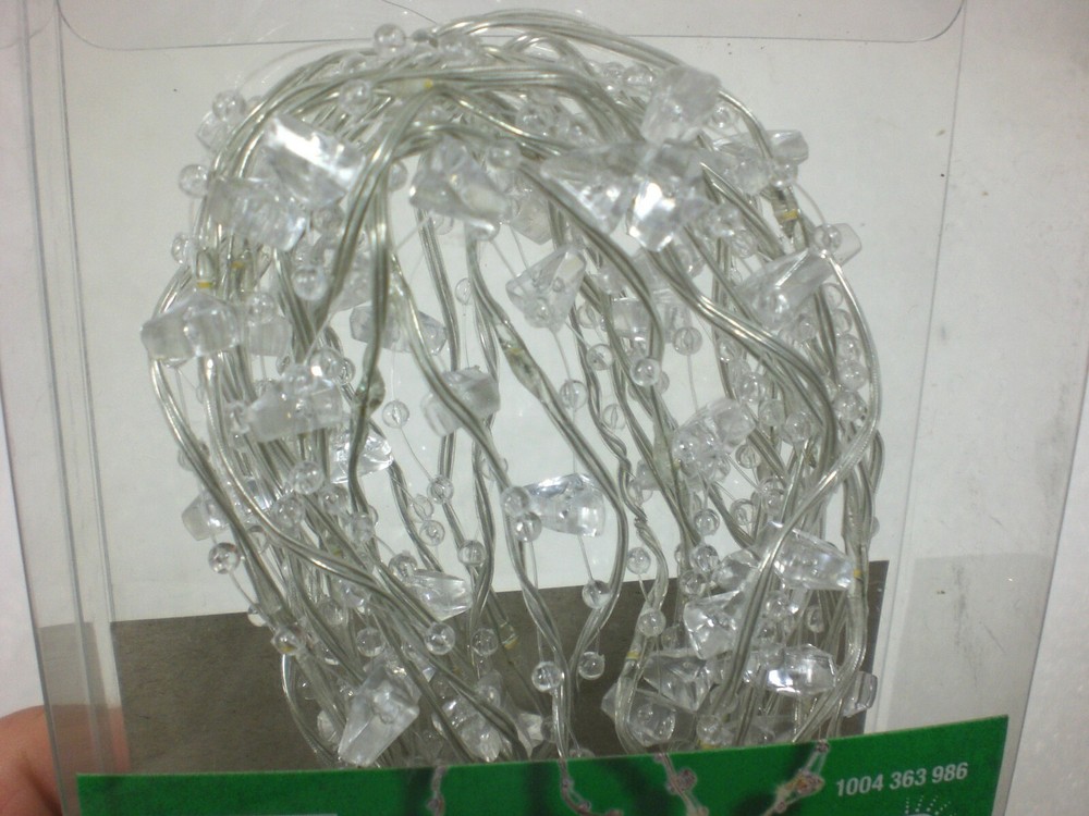 Home Accents 12.6ft 40 LED Micro Dot String Light Warm White Battery Operated