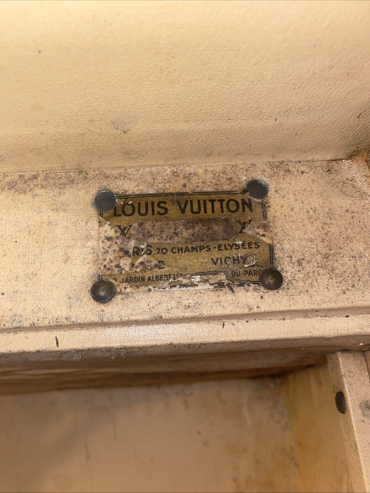 Louis Vuitton VINTAGE Trunk