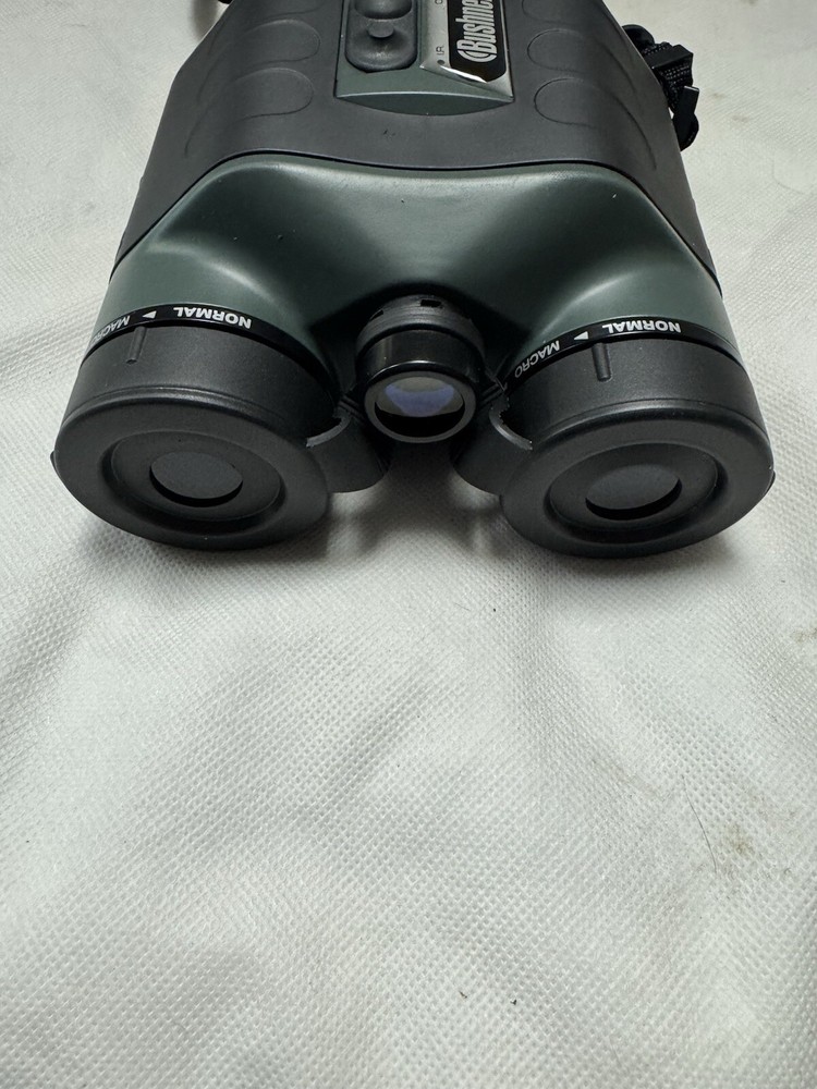 Bushnell Night Vision 26-0400 2.5x42 Binoculars