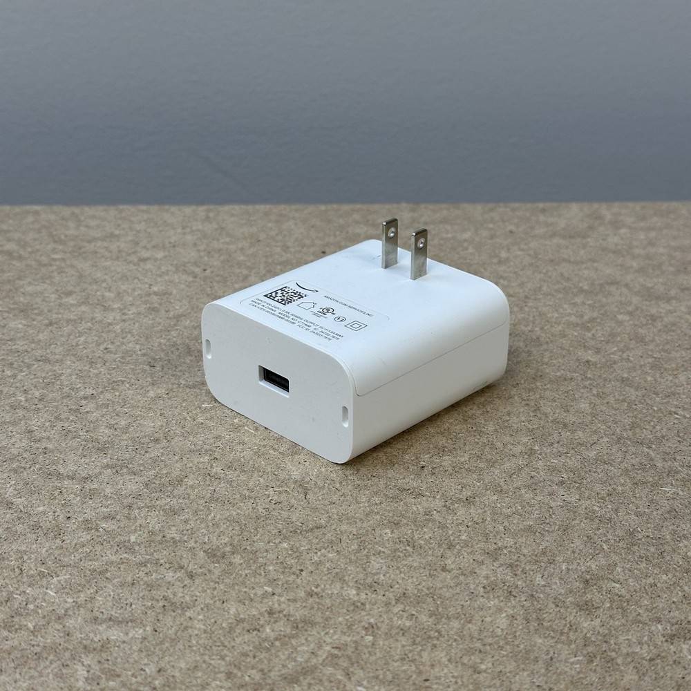 Amazon Echo Flex Plug-in Smart Speaker C77A68 White