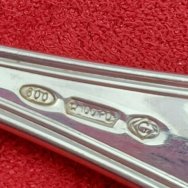 800 Silver Petit Four or Pie Server with Design on Blade #10908