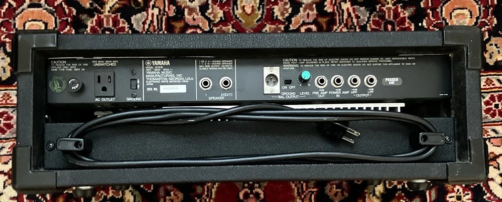 Yamaha B100 III solid-state bass amplifier head
