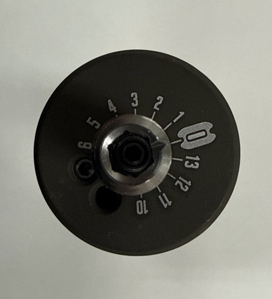 Shrewd Archery 10” TRAK Stabilizer With case - Green - Item 3781