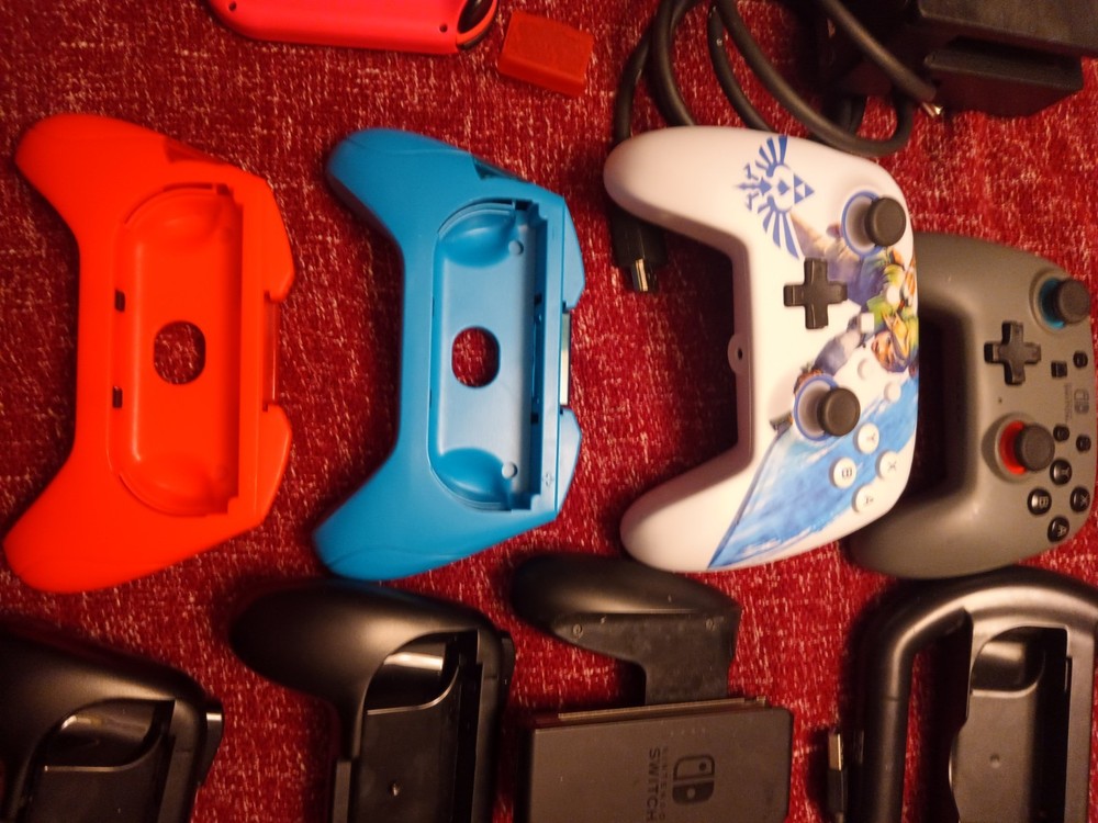 Nintendo Switch Bundle – 2 Joy-Con Sets + Zelda Controller + Accessories