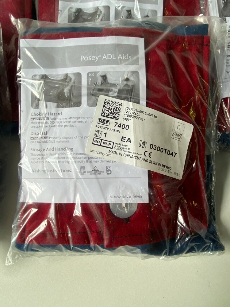 K20: Posey ADL 7400 Activity Apron - 12 Available