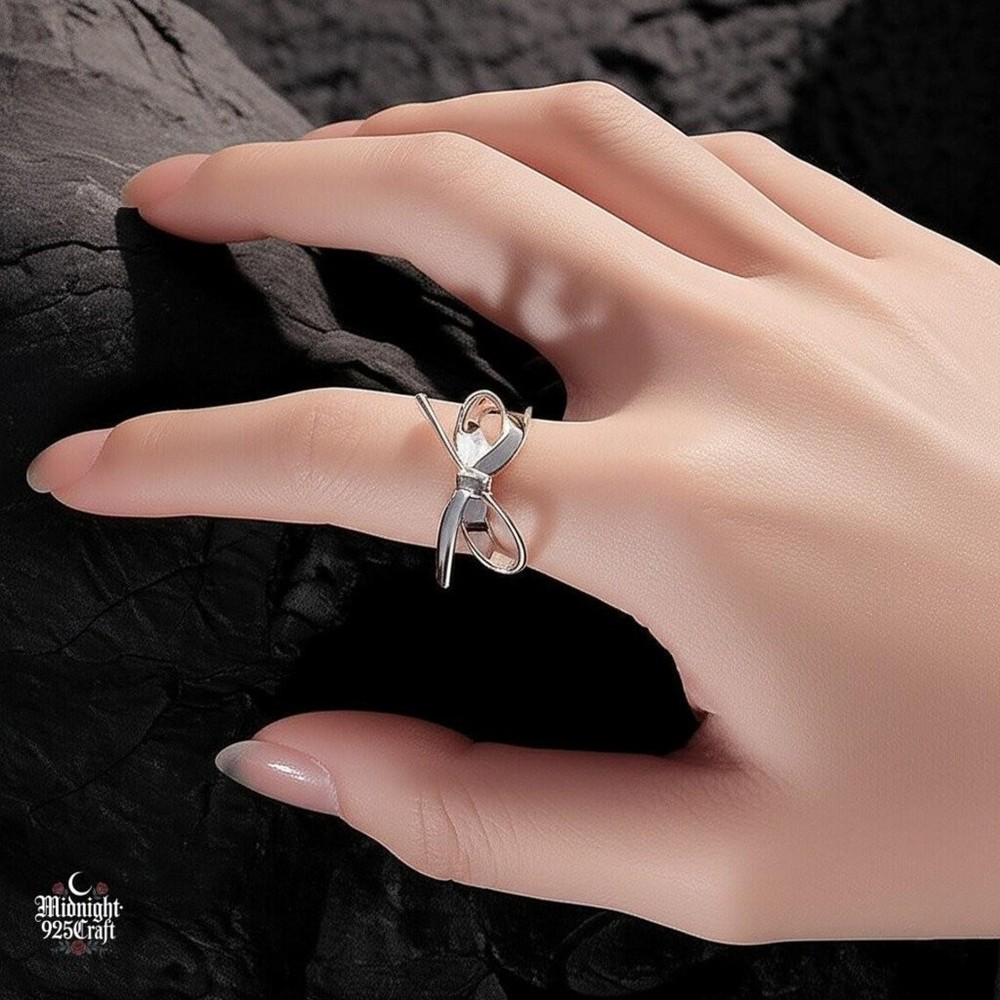 Bow ring, sterling silver ring, minimalist ring, adjustable ring, handmade ring,