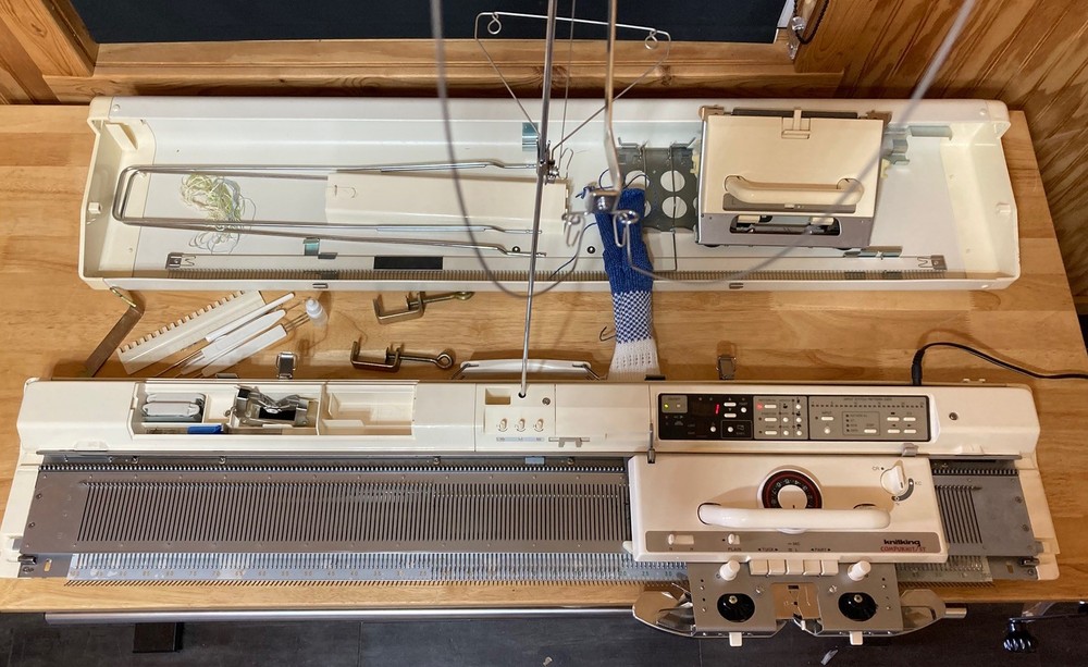 Knitking Compuknit ST (Brother KH900) Electroknit Knitting Machine