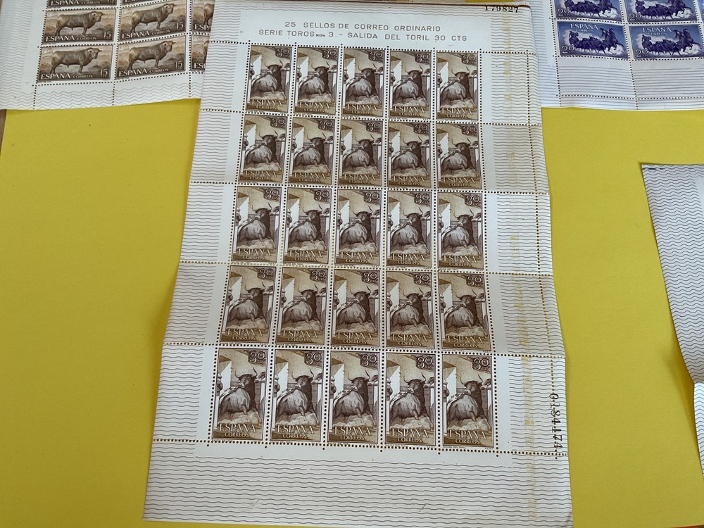 Spain Bull 4 mint never hinged stamps sheets folded B329