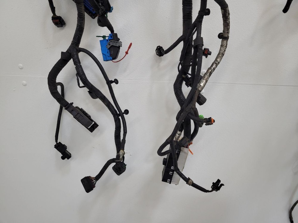 2012 CHEVROLET TRAVERSE Engine Wire Harness