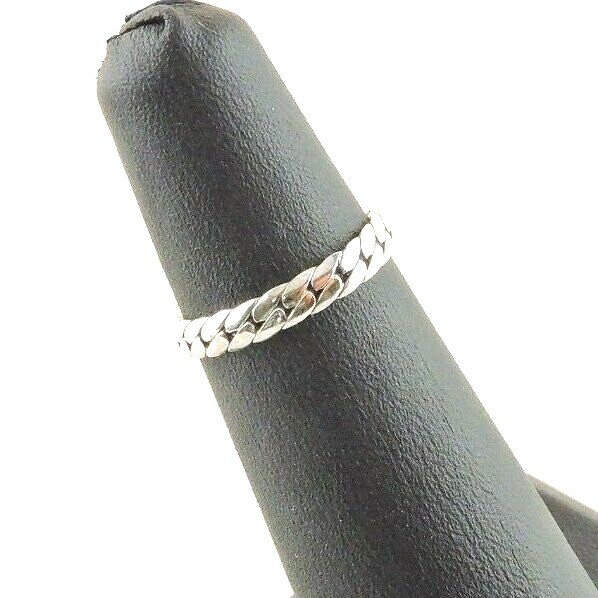 Size 4 Adjustable Sterling Silver Herringbone Toe - Midi Ring