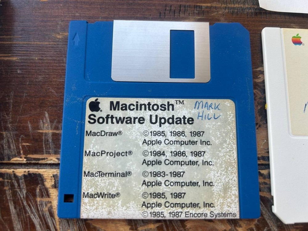 Apple Macintosh System Software Update Version 5.0 Boxed w Disks Manuals