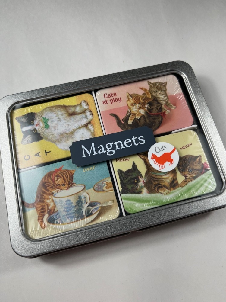 Cavallini & Co. Cats Magnet Set