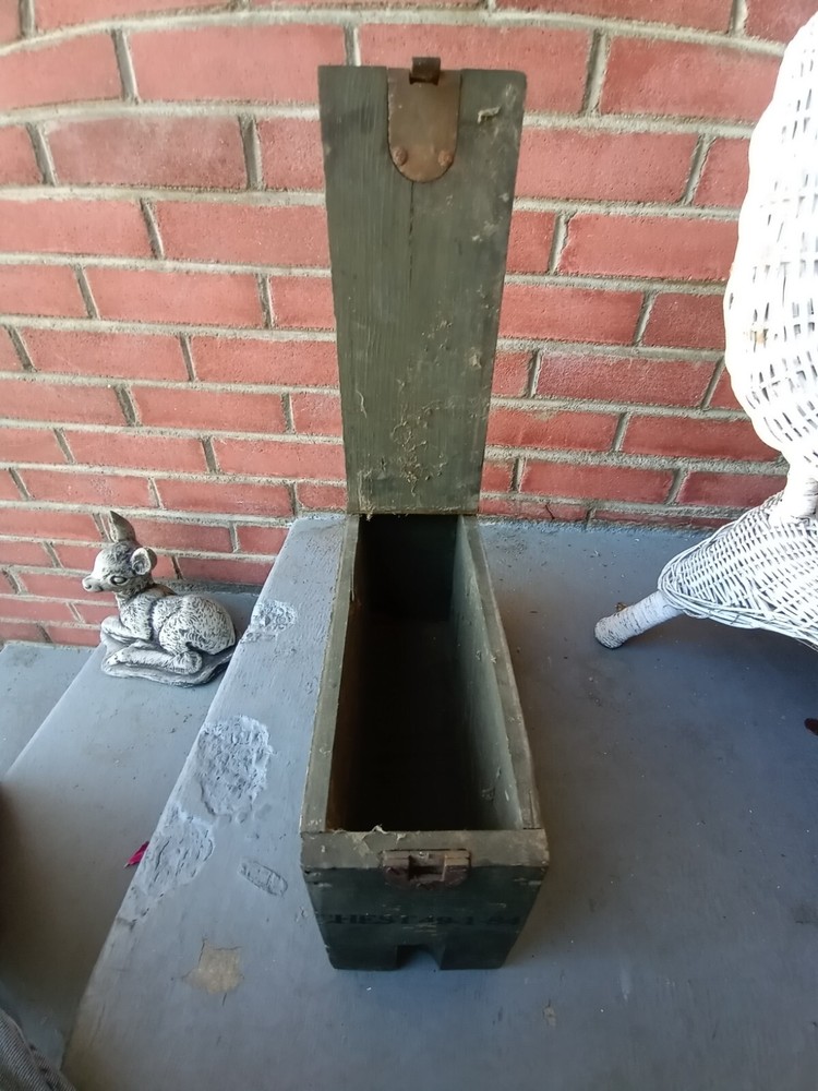 WW1 US ARMY OAK AMMO BOX