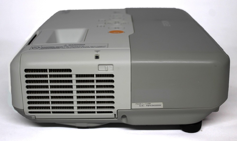 Epson Powerlite 95 Projector (1932 Bulb Hours - Missing mounting inserts)